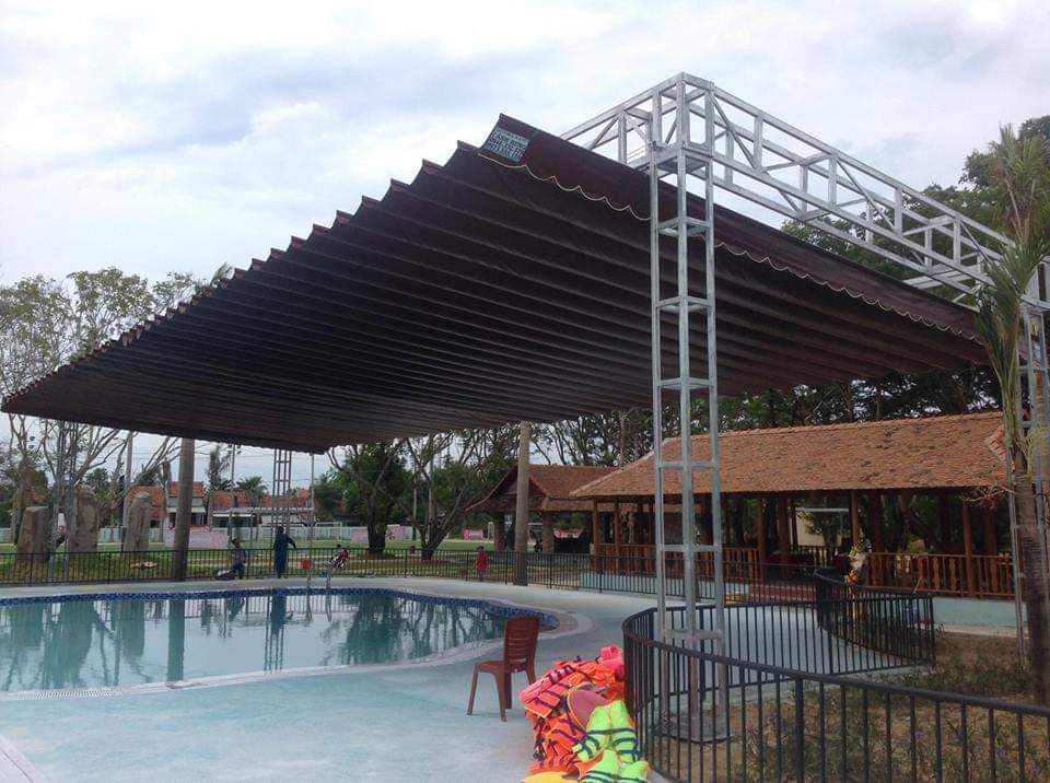 Lắp đặt mái che lượn sóng cho hồ bơi tại Phú Mỹ 
