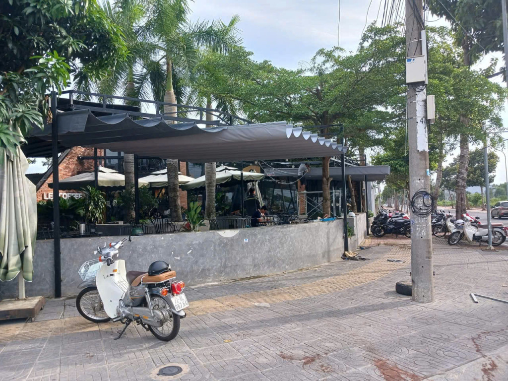 Mái che bạt xếp